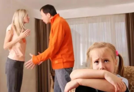 丈夫親子鑒定孩子父母成婚姻必備，真的是女性“不安分”？