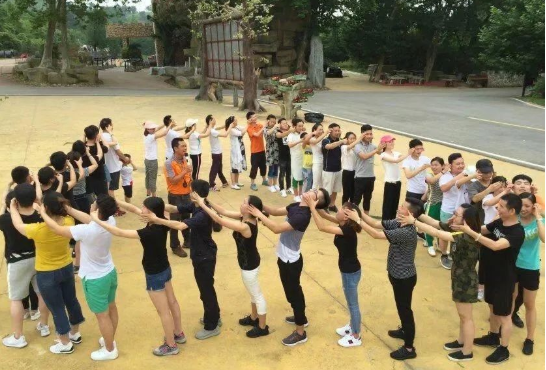 男方要求做親子鑒定的情況增多，是西方文化與傳統(tǒng)道德觀點的碰撞